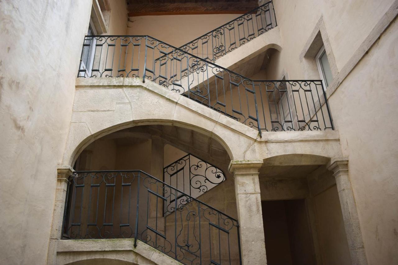 Appartement Classe "La Tour" Доль Экстерьер фото